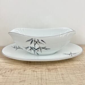 Noritake VINTAGE 1950s Japanese Porcelain Gravy Boat Handpainted Bamboo 2133 B09